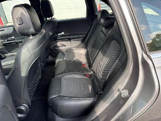 Mercedes B-klasse 1.3 B-180 Turbo 16V Hatchback  Benzine 1.332cc 100kW (136pk) FWD picture 11