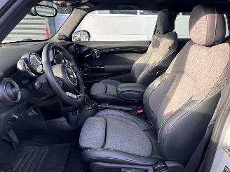 Mini Cooper S 2.0 16V Cooper S Hatchback 2Dr Benzine 1.998cc 141kW (192pk) FWD picture 12