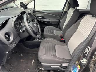 Toyota Yaris Yaris III (P13), Hatchback, 2010 / 2020 1.5 16V Dual VVT-iE picture 9