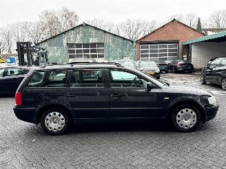 Volkswagen Passat 1.8 20V Combi/o  Benzine 1.781cc 92kW (125pk) FWD picture 6