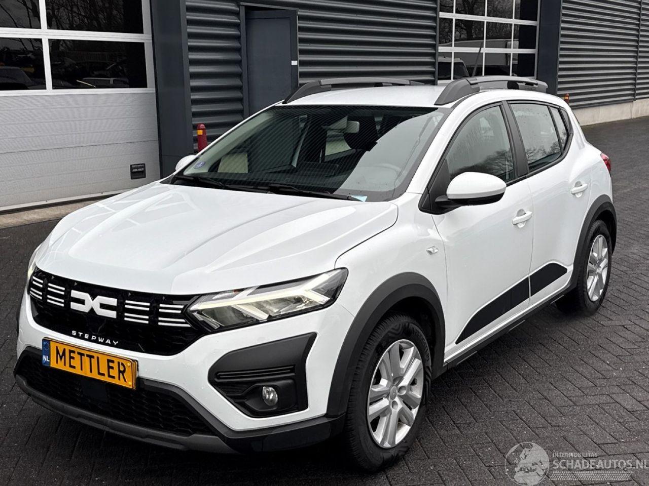 Dacia Sandero 1.0 TCe 90 12V Hatchback  Benzine 999cc 67kW (91pk) FWD