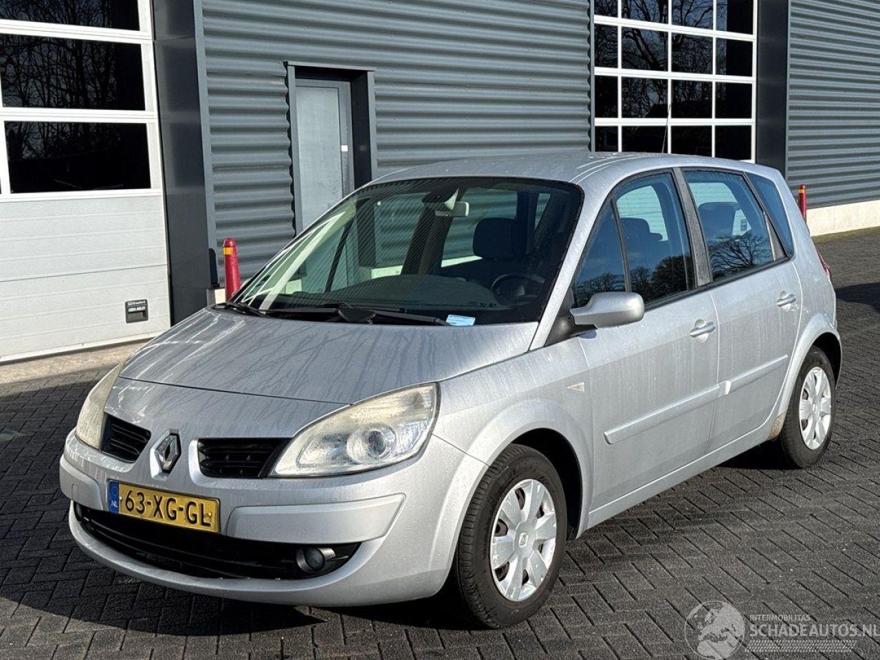 Renault Scenic 1.6 16V MPV  Benzine 1.598cc 82kW (111pk) FWD