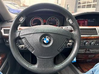 BMW 7-serie 760i 6.0 V12 48V Sedan 4Dr Benzine 5.972cc 327kW (445pk) RWD picture 13