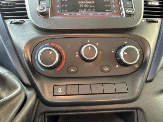 Iveco New daily L3H2 5 persoons Diesel 2.998cc 132kW (179pk) RWD picture 16