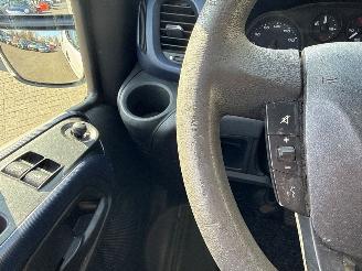 Iveco New daily L3H2 5 persoons Diesel 2.998cc 132kW (179pk) RWD picture 18