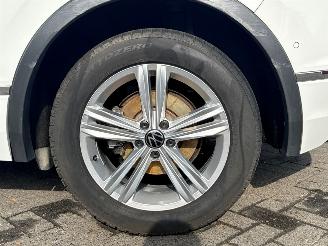 Volkswagen Tiguan R-line 1.5 TSI 16V Evo BlueMotion Technology SUV  Benzine 1.498cc 110kW (150pk) FWD picture 25