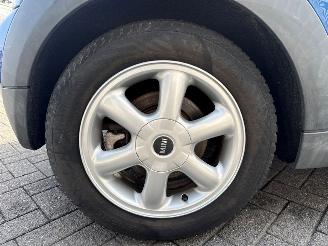 Mini One 1.4 16V Hatchback  Benzine 1.397cc 70kW (95pk) FWD picture 22