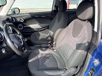 Mini One 1.4 16V Hatchback  Benzine 1.397cc 70kW (95pk) FWD picture 11