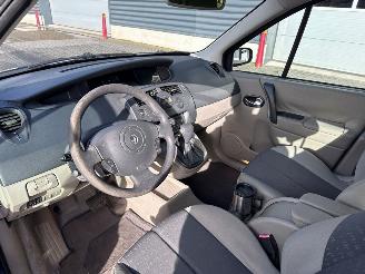 Renault Mégane Scénic 1.6 16V MPV  Benzine 1.598cc 83kW (113pk) FWD picture 12