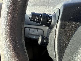 Renault Mégane Scénic 1.6 16V MPV  Benzine 1.598cc 83kW (113pk) FWD picture 17