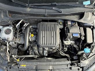 Volkswagen Polo 1.0 12V BlueMotion Technology Hatchback 4Dr Benzine 999cc 55kW (75pk) FWD picture 26