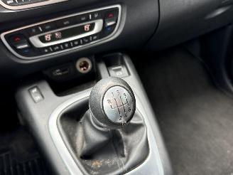 Renault Grand-scenic 1.4 16V TCe 130 MPV  Benzine 1.397cc 96kW (131pk) FWD 2009 picture 19