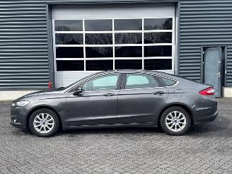 Ford Mondeo 1.5 EcoBoost 16V Hatchback  Benzine 1.498cc 118kW (160pk) FWD picture 2