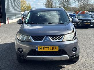 Mitsubishi Outlander 2.4 16V Mivec 4x2 SUV  Benzine 2.360cc 125kW (170pk) FWD picture 8