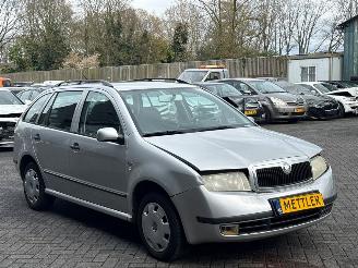 Skoda Fabia 1.4i 16V Combi/o 4Dr Benzine 1.390cc 55kW (75pk) FWD picture 7