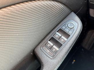 Renault Clio RS-Line 1.3 TCe 130 16V Hatchback 4Dr Benzine 1,332cc 96kW (131pk) FWD picture 22