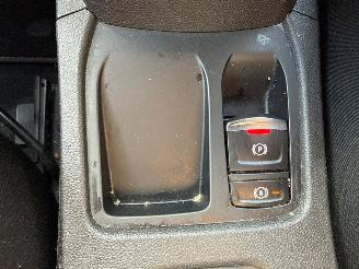 Renault Clio RS-Line 1.3 TCe 130 16V Hatchback 4Dr Benzine 1,332cc 96kW (131pk) FWD picture 20