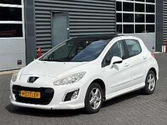 skadebil auto Peugeot 308 1.6 VTI 16V Hatchback  Benzine 1.598cc 88kW (120pk) FWD 2012/7
