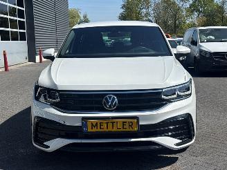 Volkswagen Tiguan R-Line 1.4 TSI eHybrid 16V SUV  Elektrisch Benzine 1.395cc 180kW (265pk) FWD 1.4 TSI eHybrid 16V SUV  Elektrisch Benzine 1.395cc 195kW (265pk) FWD picture 8