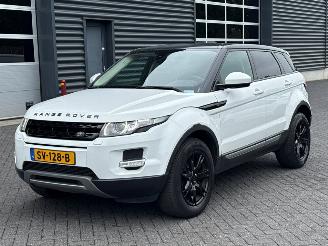 Damaged car Land Rover Range Rover Evoque 2.2 TD4 16V 5-drs. SUV 4Dr Diesel 2.179cc 110kW (150pk) 4x4 2015/7