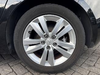 Peugeot 308 1.6 16V THP Hatchback 4Dr Benzine 1.598cc 92kW (125pk) FWD picture 24