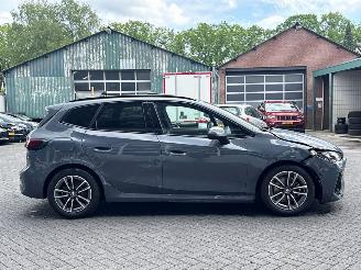 BMW 2-serie M Sportpakket 220i Mild Hybrid 1.5 TwinPower Turbo 12V MPV  Elektrisch Benzine 1.499cc 125kW (170pk) FWD picture 6