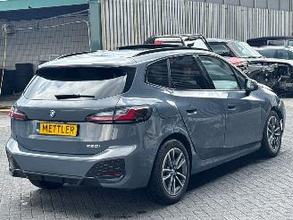 BMW 2-serie M Sportpakket 220i Mild Hybrid 1.5 TwinPower Turbo 12V MPV  Elektrisch Benzine 1.499cc 125kW (170pk) FWD picture 5