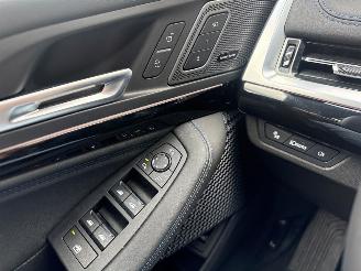 BMW 2-serie M Sportpakket 220i Mild Hybrid 1.5 TwinPower Turbo 12V MPV  Elektrisch Benzine 1.499cc 125kW (170pk) FWD picture 23