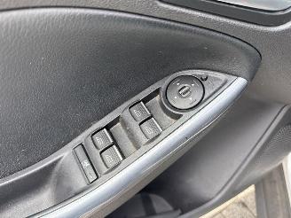 Ford Focus 1.6 TDCi ECOnetic Combi/o  Diesel 1.560cc 77kW (105pk) FWD picture 20
