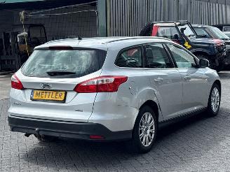 Ford Focus 1.6 TDCi ECOnetic Combi/o  Diesel 1.560cc 77kW (105pk) FWD picture 5