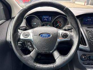 Ford Focus 1.6 TDCi ECOnetic Combi/o  Diesel 1.560cc 77kW (105pk) FWD picture 13