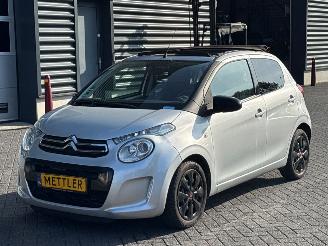 Coche accidentado Citroën C1 1.2 PureTech 82 12V Hatchback  Benzine 1.199cc 60kW (82pk) FWD 2014/8