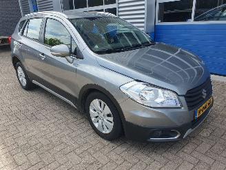 krockskadad bil auto Suzuki SX4 1.6 Exclusive 2014/1