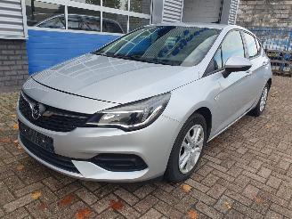 Auto incidentate Opel Astra ASTRA 1.2 turbo 81kW 2019/11