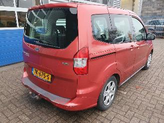 Ford Tourneo Courier 1.0 Titanium picture 5