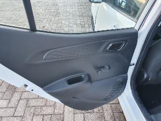 Hyundai I-10 1.0 comfort picture 24