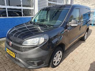 krockskadad bil bedrijf Fiat Doblo 1.3 MJ L1H1 Actual 2018/6