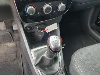 Renault Clio 0.9 TCe Limited picture 20