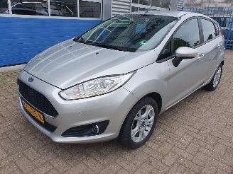 Damaged car Ford Fiesta 1.0 Style Ultimate 2016/9