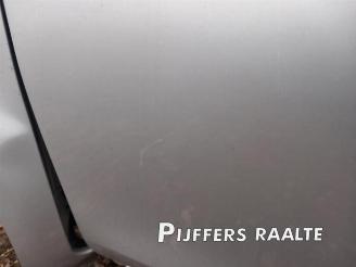 Toyota Yaris Yaris II (P9), Hatchback, 2005 / 2014 1.33 16V Dual VVT-I picture 14