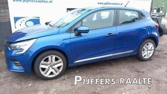 Salvage car Renault Clio Clio V (RJAB), Hatchback 5-drs, 2019 1.0 SCe 65 12V 2021/3