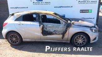 Auto da rottamare Mercedes A-klasse A (W176), Hatchback, 2012 / 2018 1.6 A-180 16V 2013/11