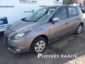 Uttjänta bilar auto Renault Scenic Scenic III (JZ), MPV, 2009 / 2016 1.5 dCi 105 2010/2
