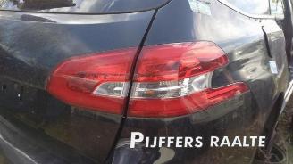 Peugeot 308 308 SW (L4/L9/LC/LJ/LR), Combi 5-drs, 2014 / 2021 1.2 12V e-THP PureTech 130 picture 28