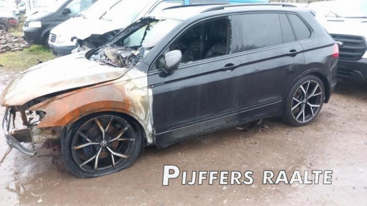 Volkswagen Tiguan Tiguan (AD1), SUV, 2016 / 2024 2.0 TDI 16V 4Motion