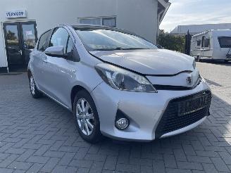  Toyota Yaris 1.5 Full Hybrid Aspiration toyota onderhouden prachtig!!! 2014/1