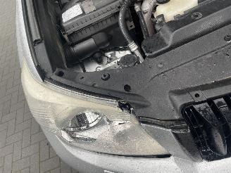 Toyota Landcruiser 3.0 D-4D-F LX High Roof Blind Van N.A.P NL AUTO picture 10