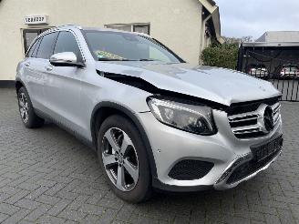 uszkodzony samochody osobowe Mercedes GLC 220 d 4MATIC Ambition N.A.P PRACHTIG!!! 2016/3