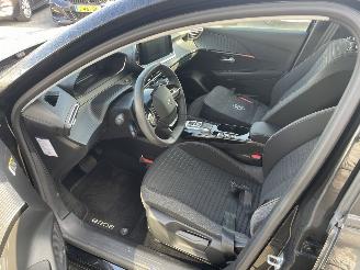 Peugeot e-208 EV Active Pack 50 kWh N.A.P NL AUTO PRACHTIG picture 11