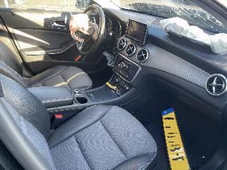 Mercedes GLA 200 Prestige AUOTMAAT PRACHTIG!!! picture 6